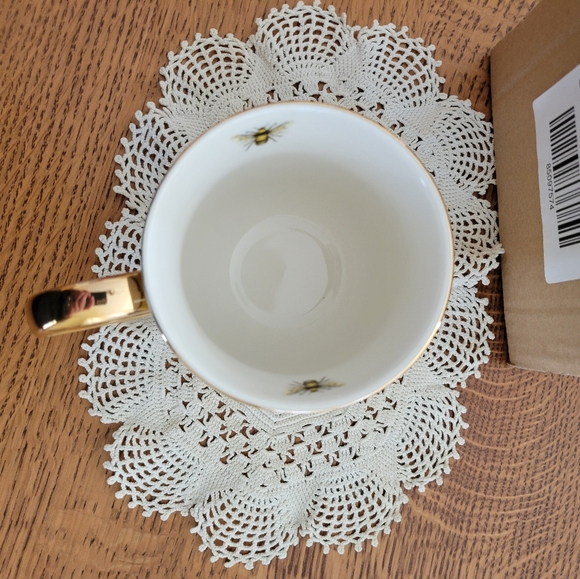 Anthropologie Lou Rota Nature Table Monogram Mug "Q" - yellow, gold, white - Picture 12 of 14